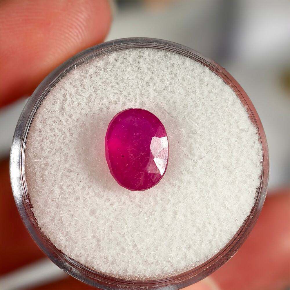 3.75ct Ruby (Glass Filled) Oval Cut Gemstone